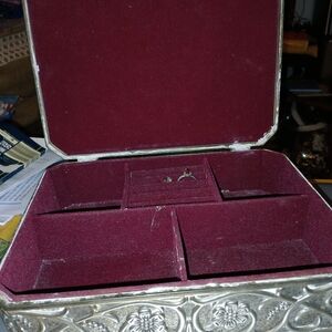 Silver jewelery box